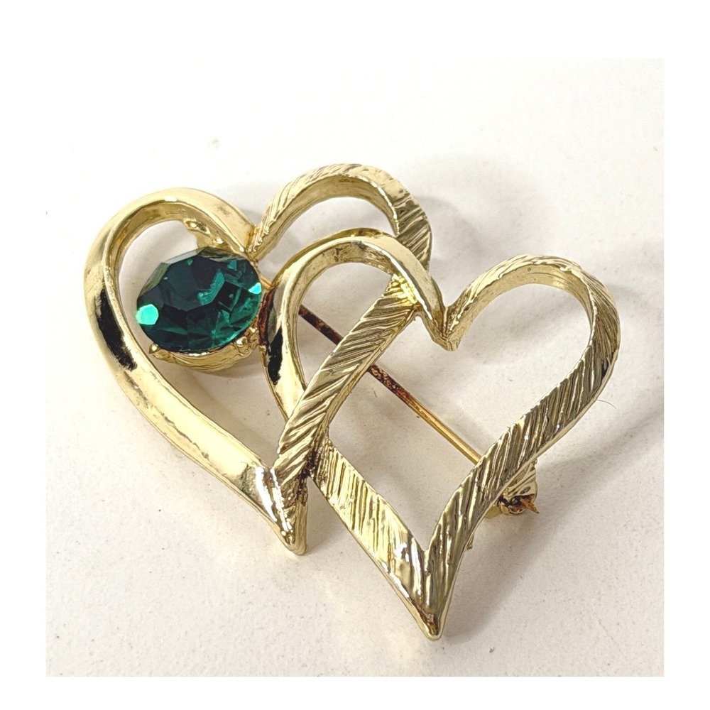Double Heart Brooch Vintage Gold Tone  Emerald Green Rhinestone Interlocking Pin